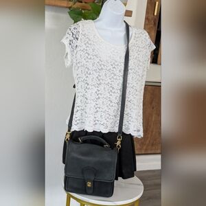 Vintage Coach Classic Willis Bag.